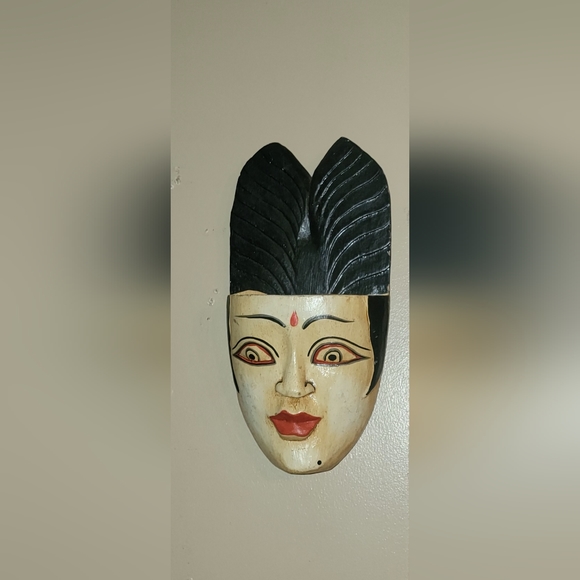 VINTAGE HANDCARVED WOODEN 6X12" WALL SCULPTURED WALL MASK - Picture 5 of 9